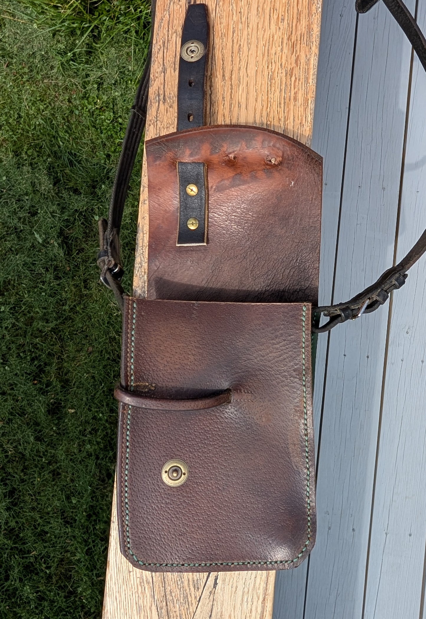 Green Crosby Half Halt Saddlebag