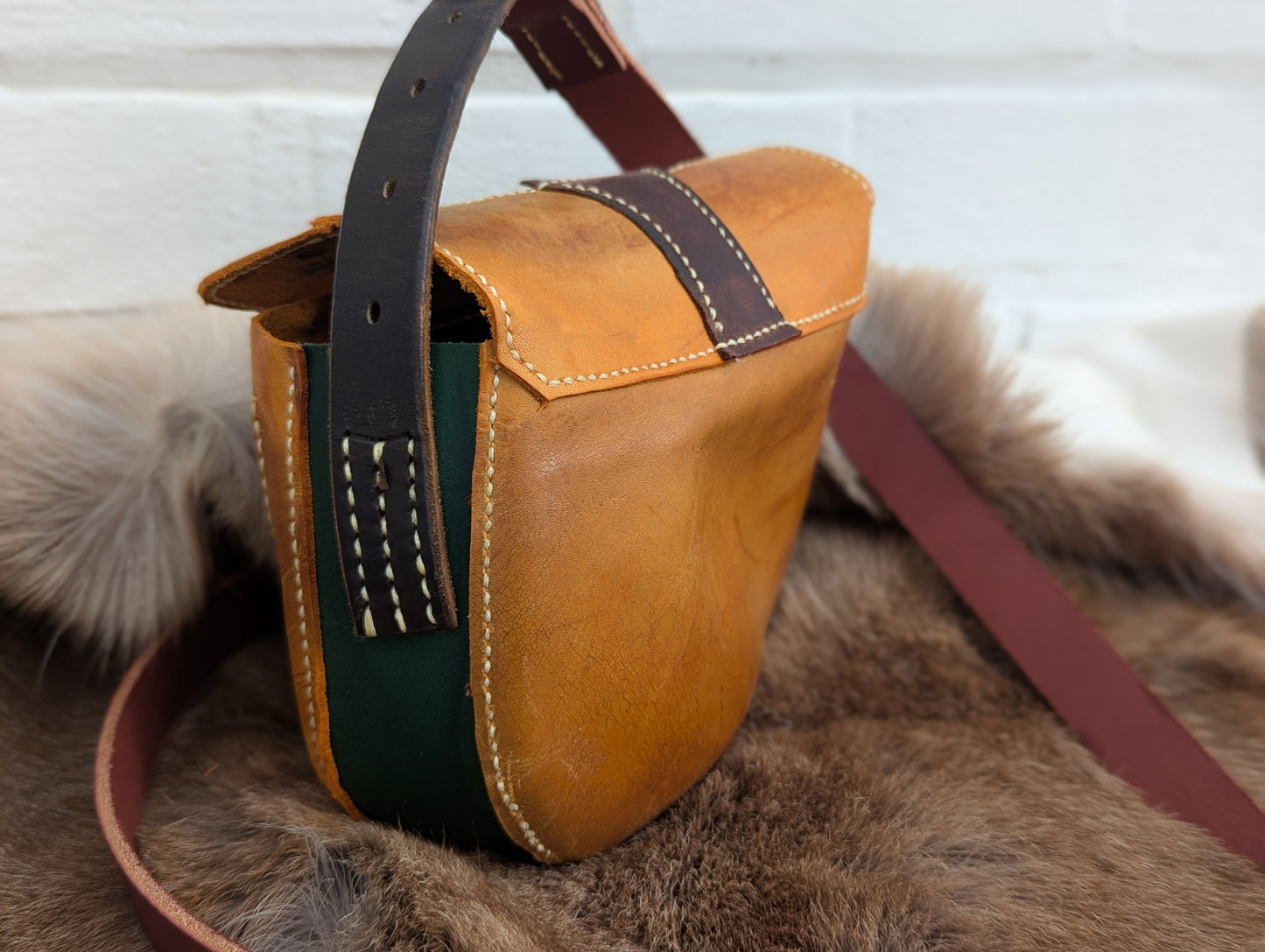 Crosby Short Stirrup Saddlebag
