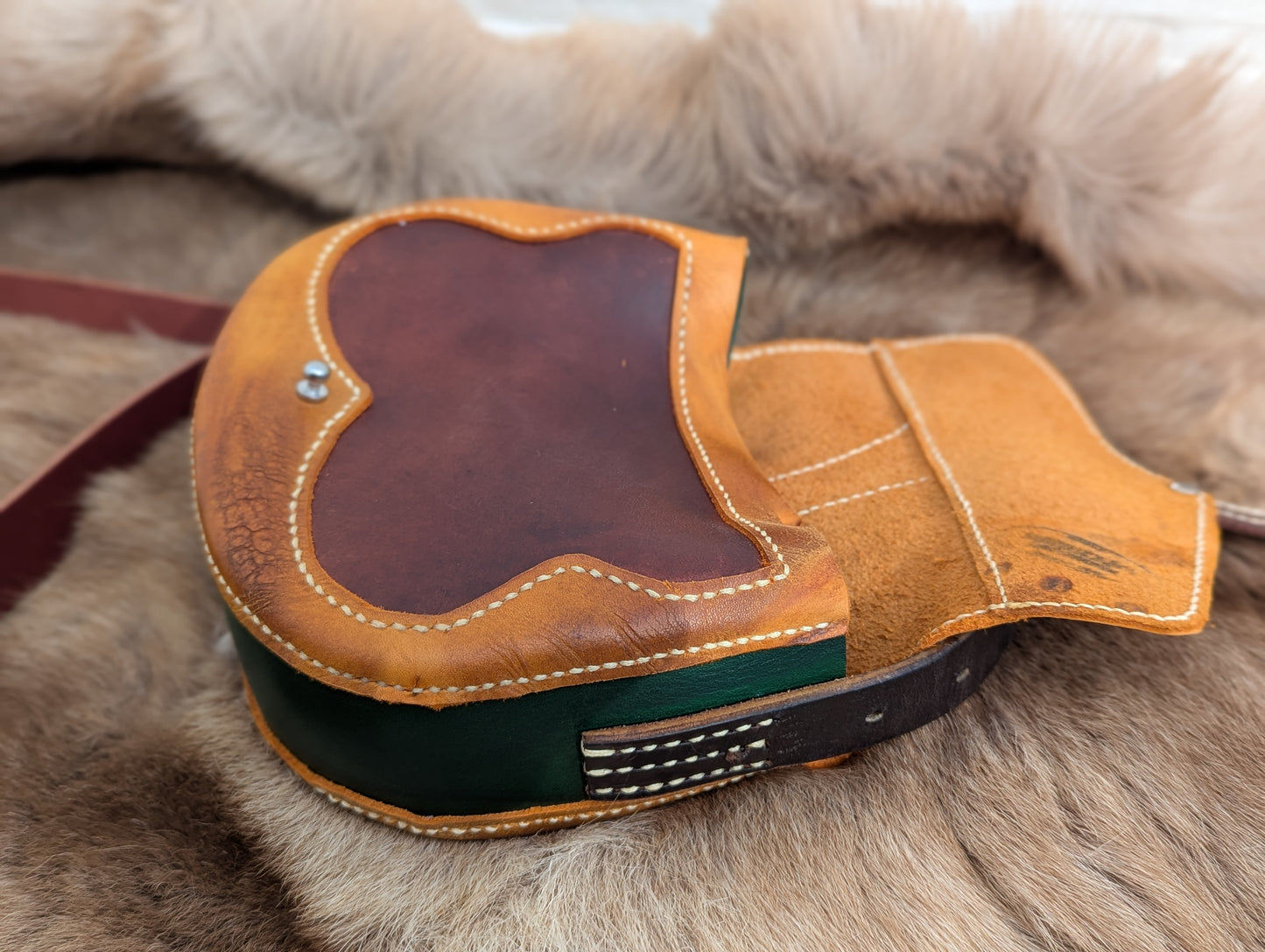 Crosby Short Stirrup Saddlebag