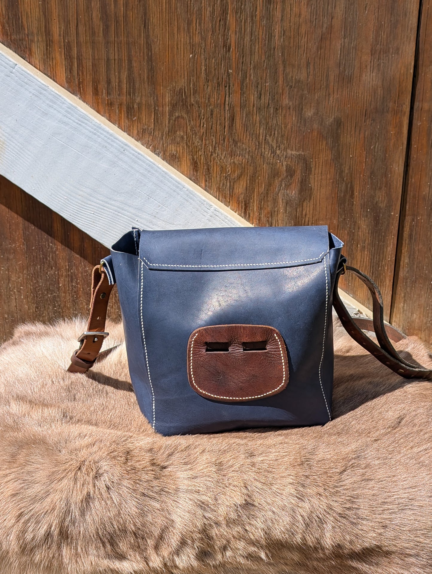 Crosby Tempi Navy Messenger Bag