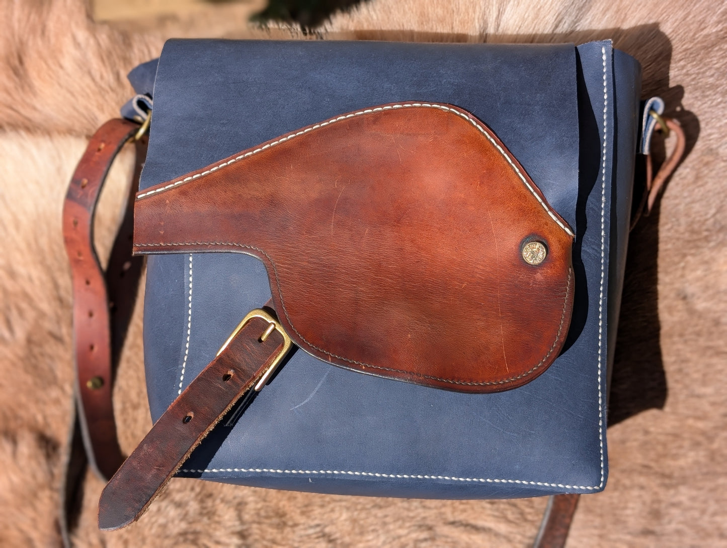 Crosby Tempi Navy Messenger Bag