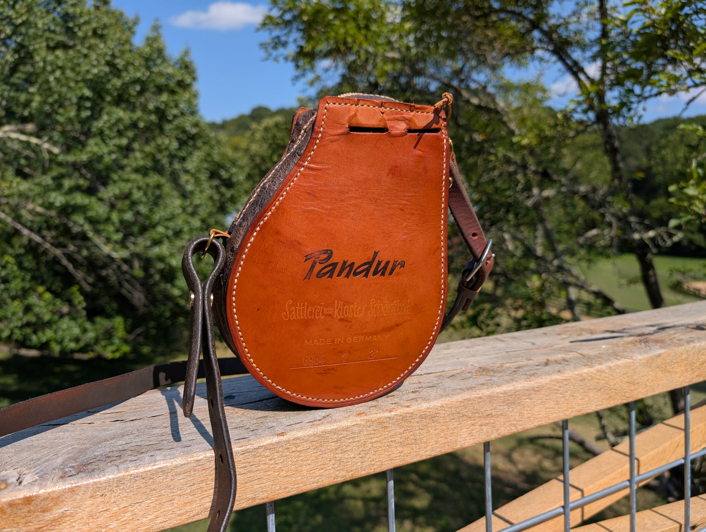 Ostrich Brown & Cognac Forward Seat Billet Guard Bag