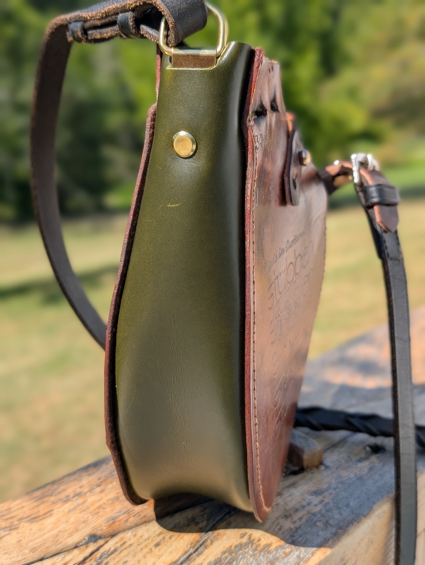 Stübben Olive Green & Cognac Forward Seat Billet Guard Bag