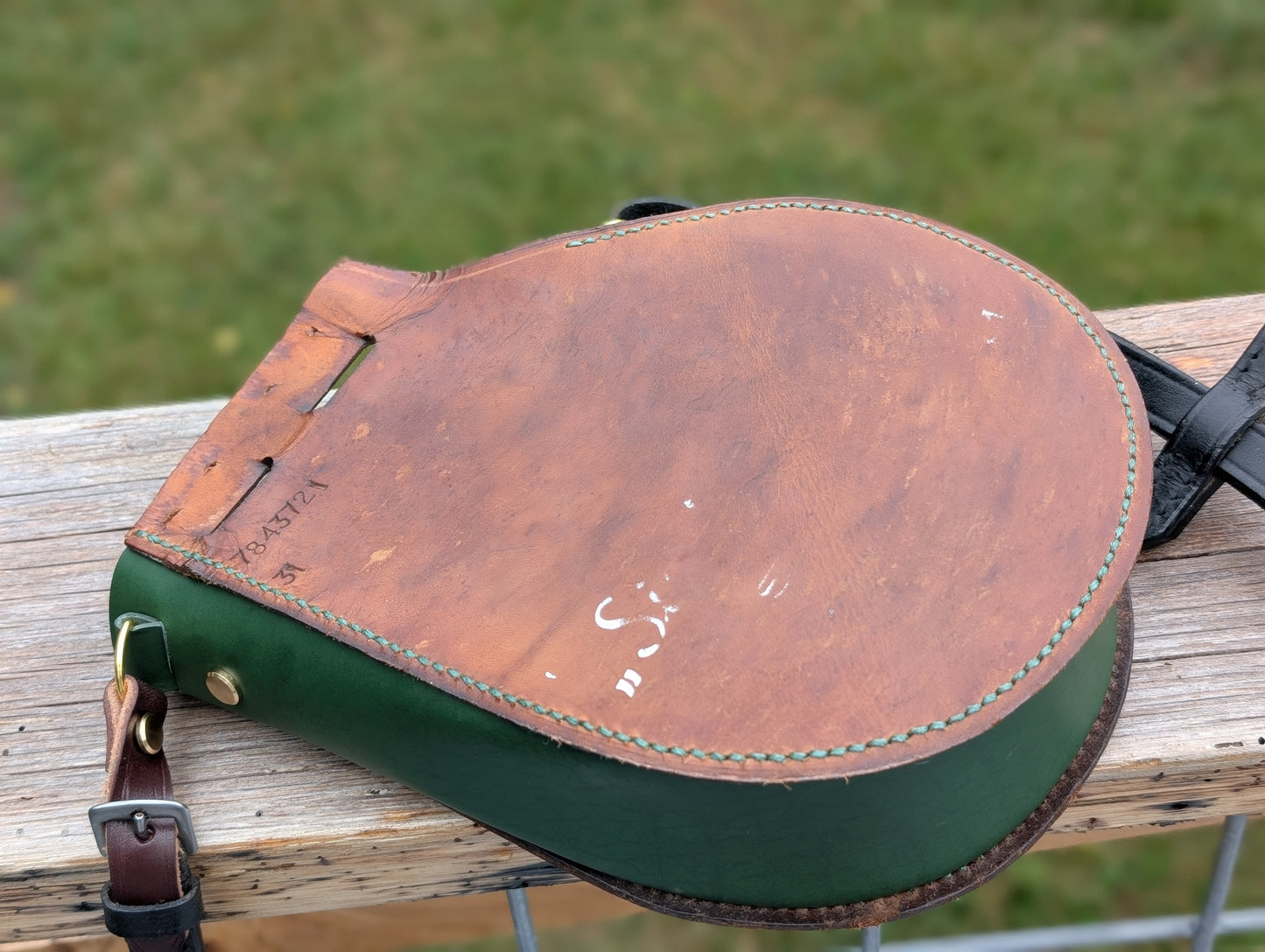 Stübben Siegfried Tan and Green Billet Guard Bag