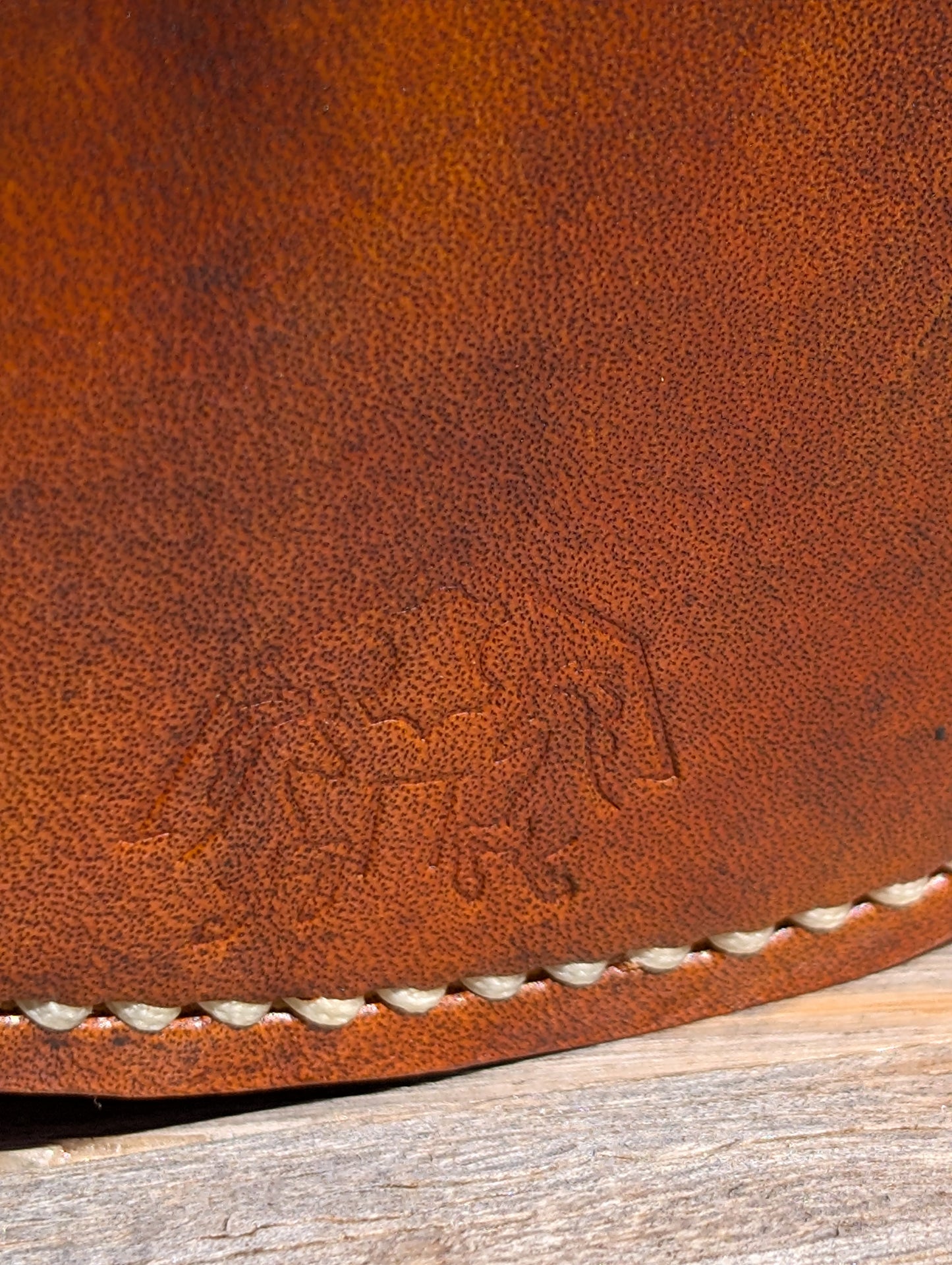 Stübben Portos Tan & Cognac Forward Seat Billet Guard Bag