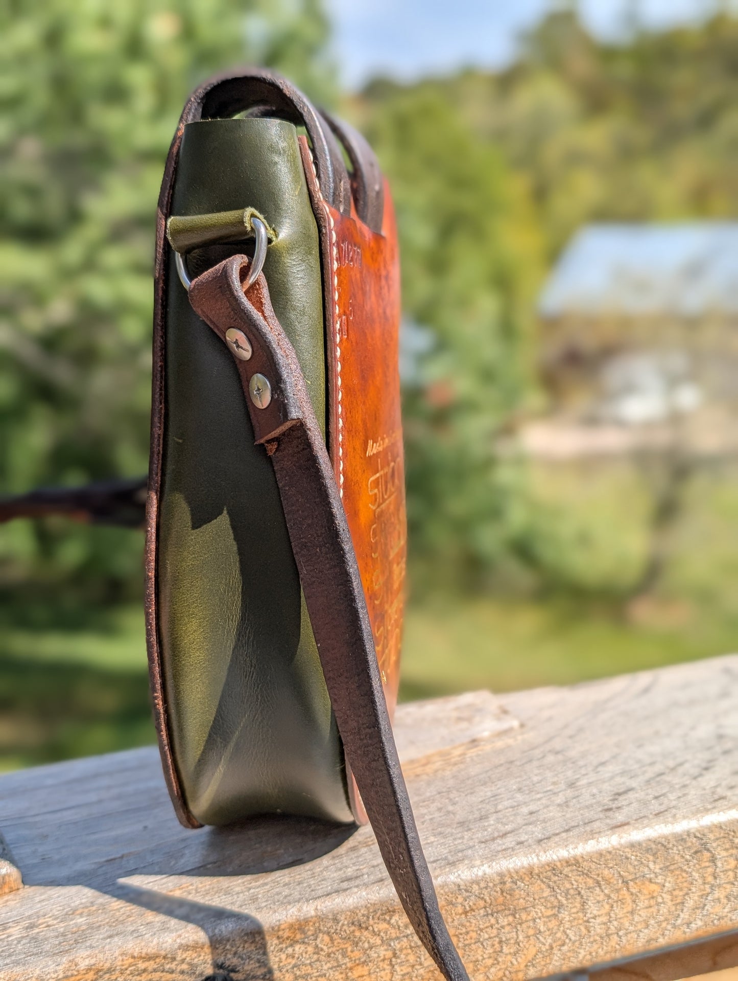 Stübben Portos Green & Cognac Forward Seat Billet Guard Bag