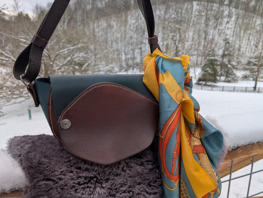Brown and Teal Half Pirouette