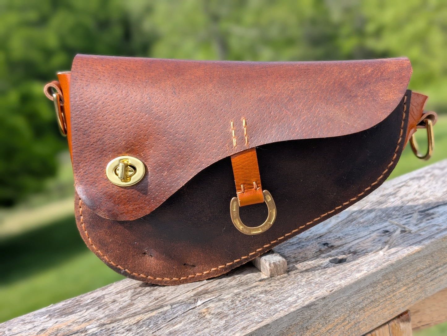 Light Chestnut Middleburg Shoulder Bag