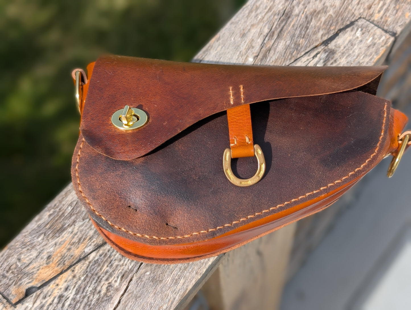 Light Chestnut Middleburg Shoulder Bag