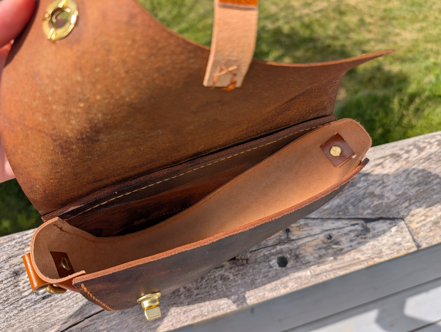 Light Chestnut Middleburg Shoulder Bag