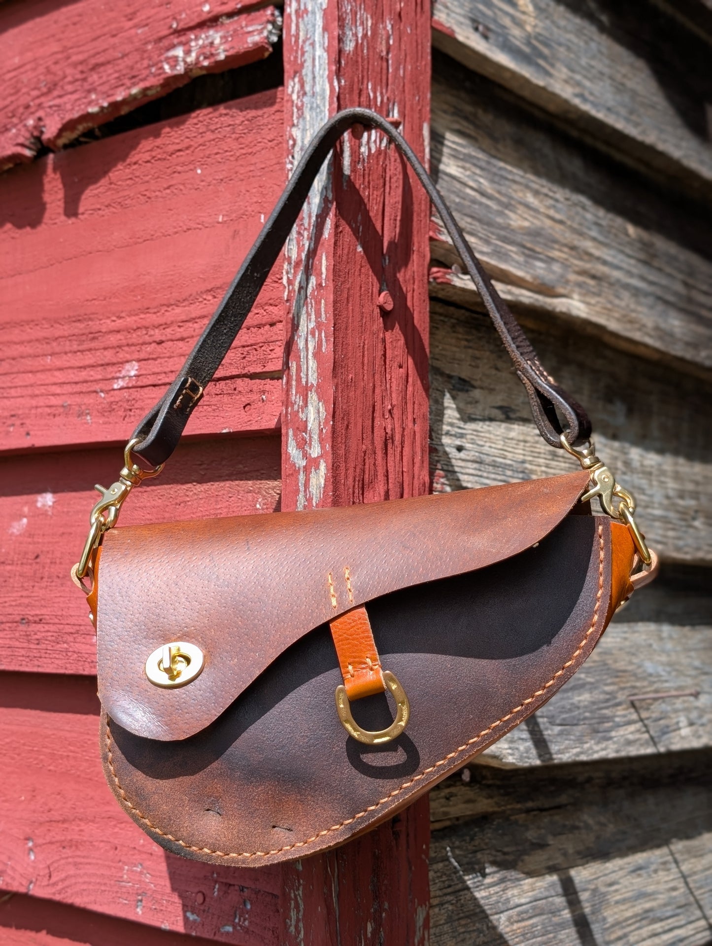 Light Chestnut Middleburg Shoulder Bag